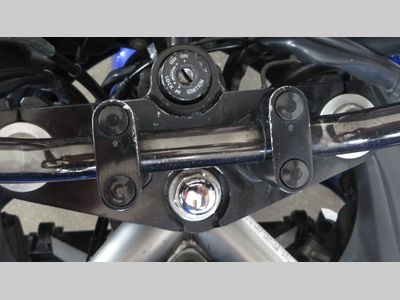 YAMAHA FZS 1000  FAZER – foto 4