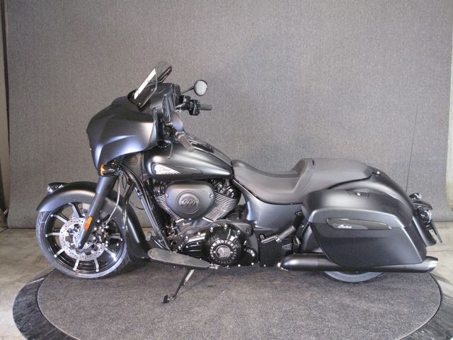 indian - chieftain-dark-horse