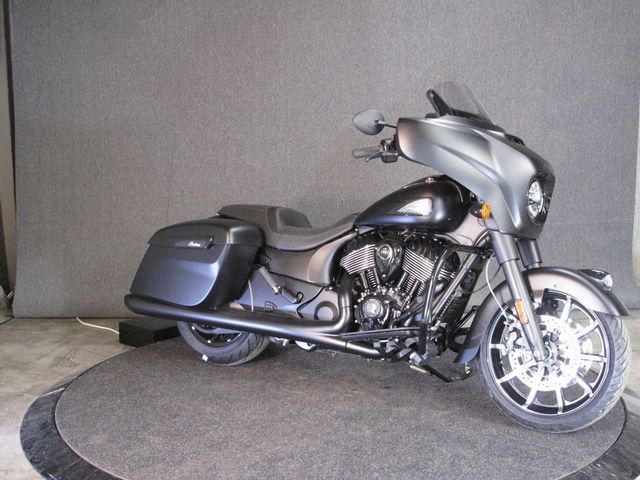 indian - chieftain-dark-horse