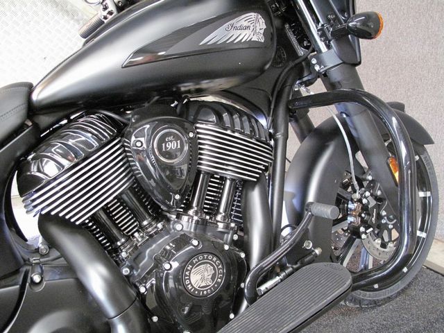 indian - chieftain-dark-horse