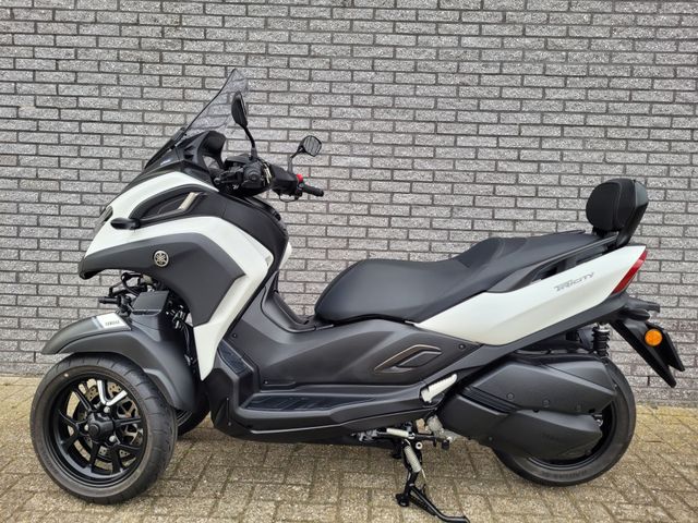 yamaha - tricity-300