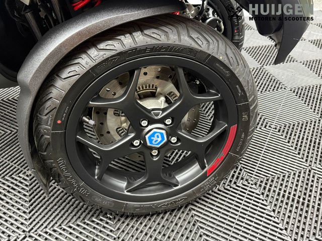 piaggio - mp3-500-hpe-sport-abs-asr