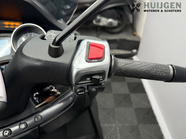 piaggio - mp3-500-hpe-sport-abs-asr