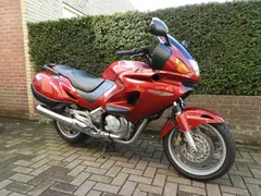 Honda NT 650 V Deauville 2000 occasion – foto 3 van 7