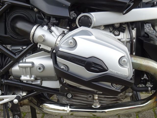 bmw - r-1200-r
