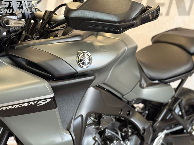 yamaha - tracer-9