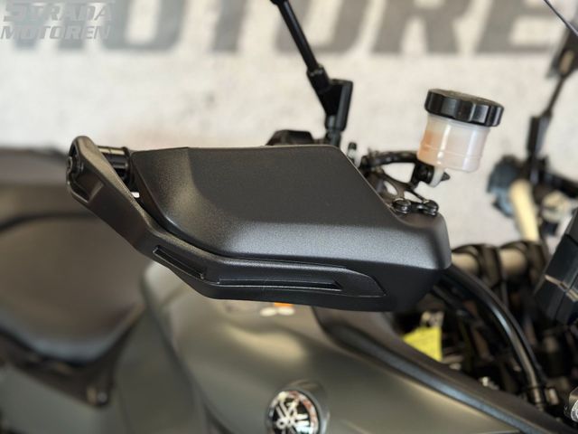 yamaha - tracer-9