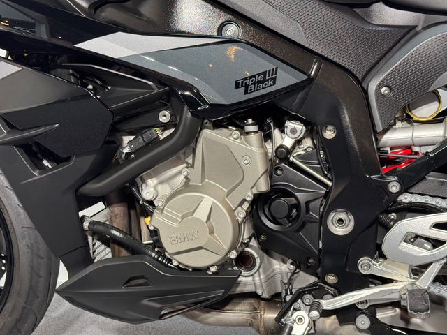 bmw - s-1000-xr