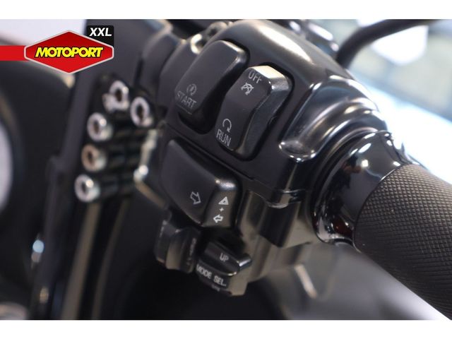 harley-davidson - street-glide