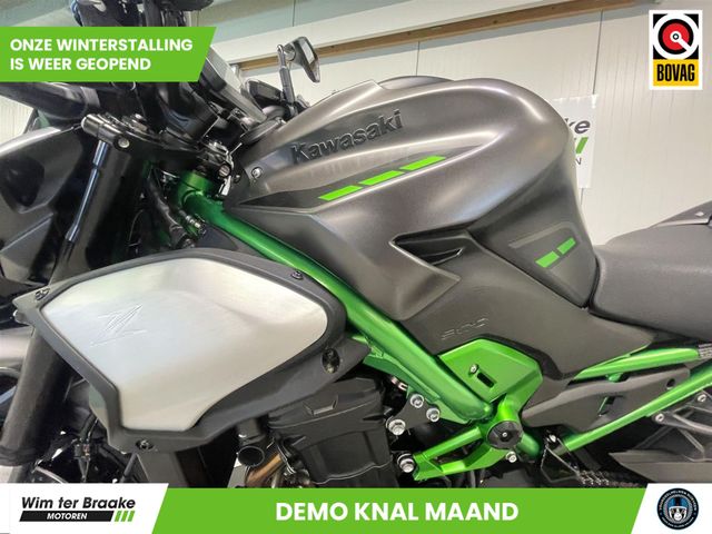 kawasaki - z900
