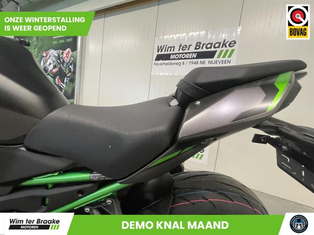 kawasaki - z900
