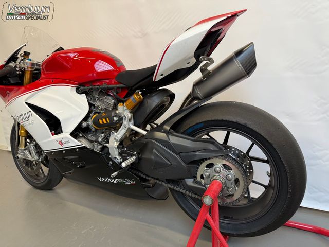 ducati - panigale-v2-bayliss