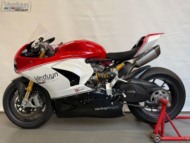 ducati - panigale-v2-bayliss