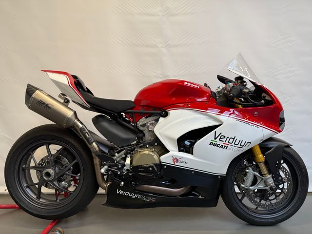 ducati - panigale-v2-bayliss