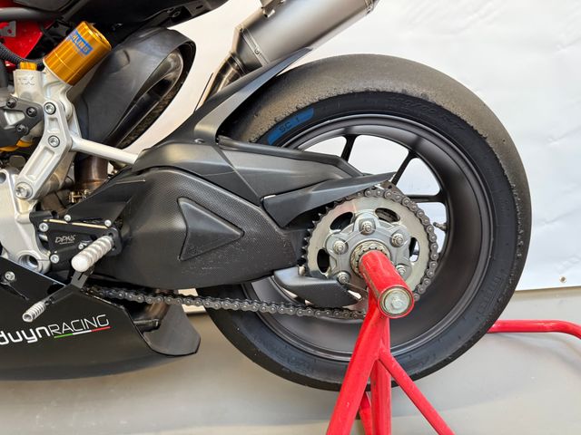 ducati - panigale-v2-bayliss