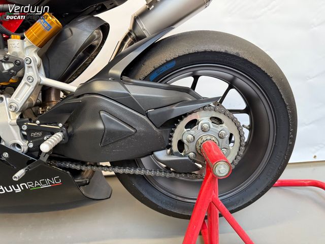 ducati - panigale-v2-bayliss