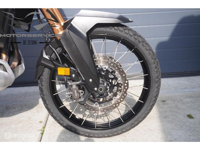 honda - crf-1100-l-africa-twin-dct