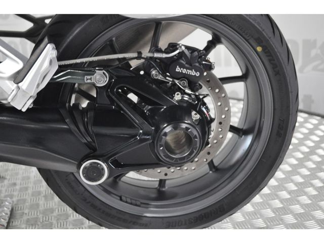bmw - r-1200-rs