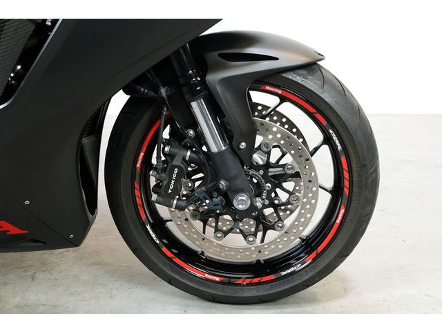 honda - cbr-1000-rr-fireblade