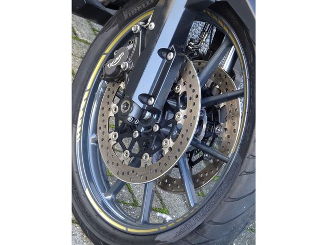 triumph - tiger-explorer