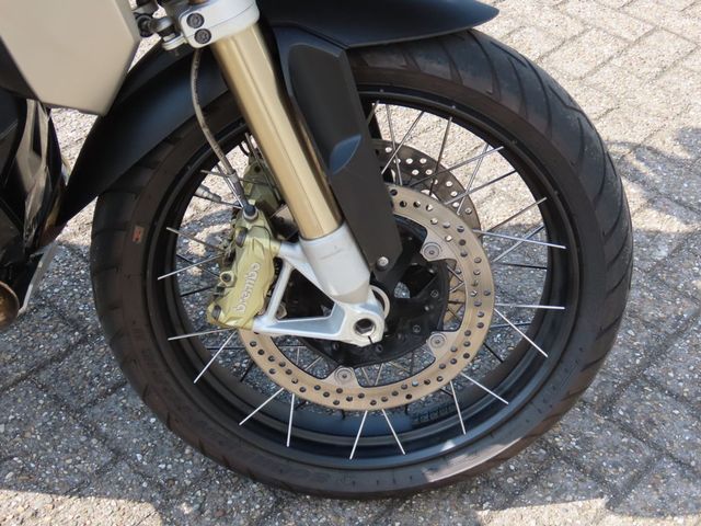 bmw - r-1200-gs