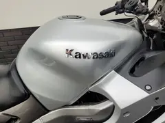 Kawasaki ZZR 1200 -rijklaar-weinig km-3 koffers. 2002 occasion – foto 21 van 23