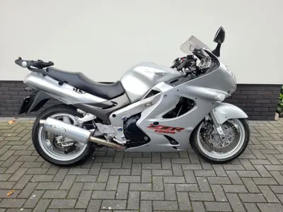 KAWASAKI ZZR 1200 – foto 2