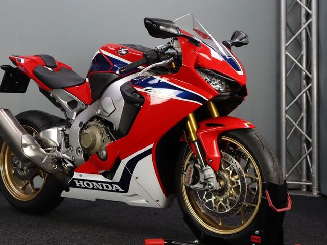 honda - cbr-1000-rr-fireblade-sp