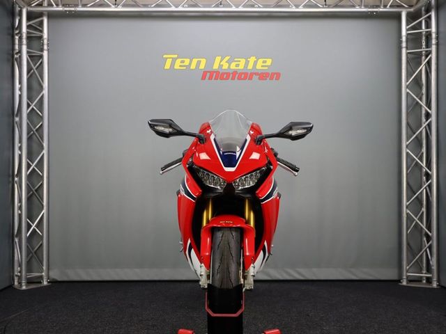 honda - cbr-1000-rr-fireblade-sp