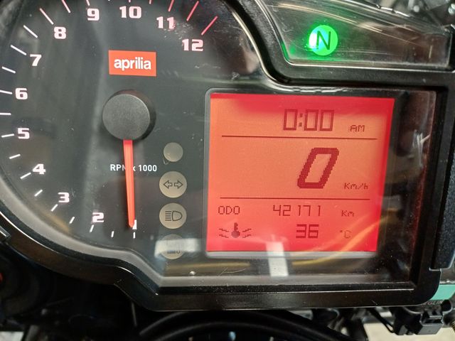aprilia - tuono-1000-r
