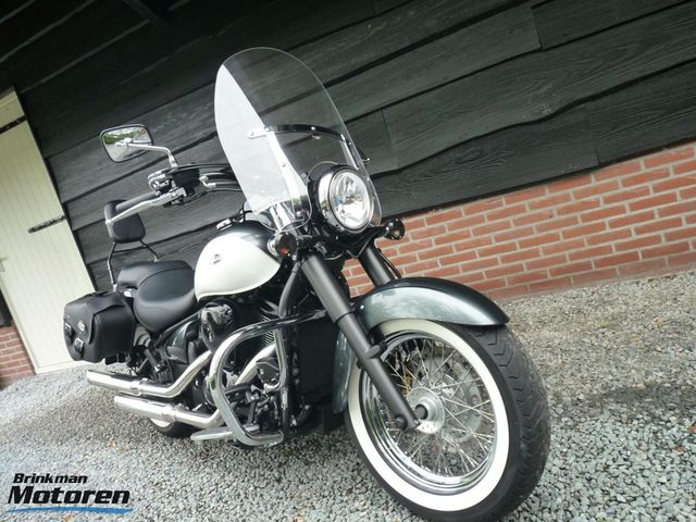 kawasaki - vn-900-classic
