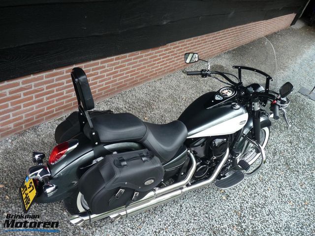 kawasaki - vn-900-classic