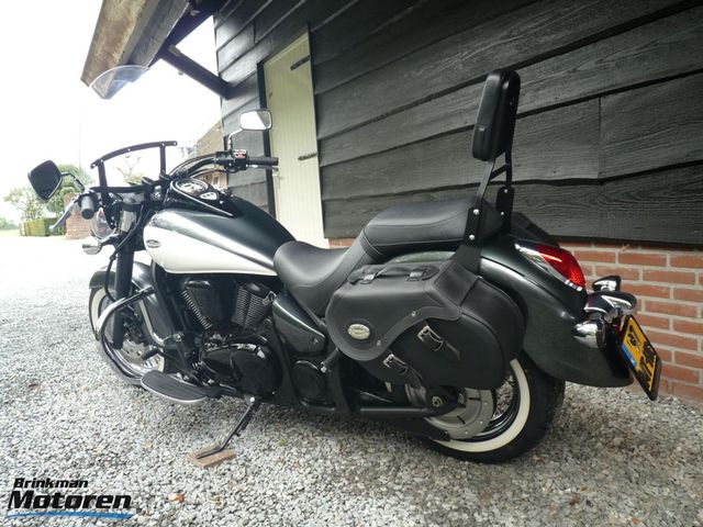 kawasaki - vn-900-classic