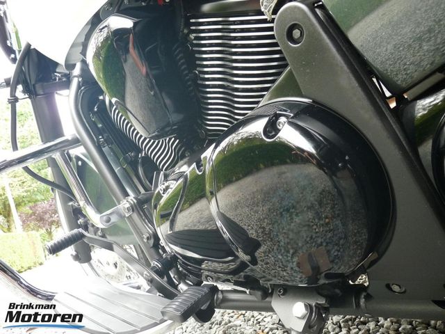 kawasaki - vn-900-classic