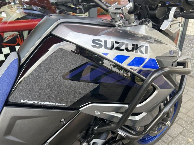 suzuki - v-strom-1050-xt