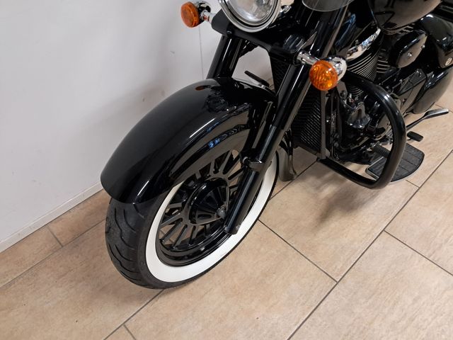 suzuki - c-800-intruder-classic