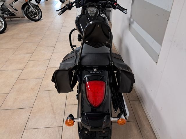 suzuki - c-800-intruder-classic