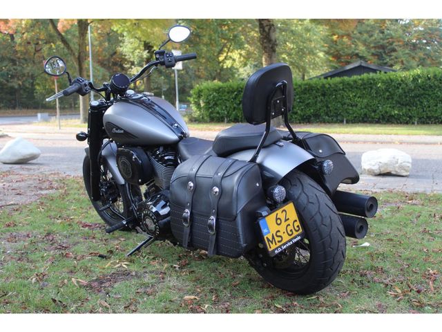 indian - chief-bobber-dark-horse