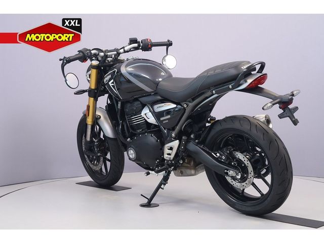 triumph - speed-400