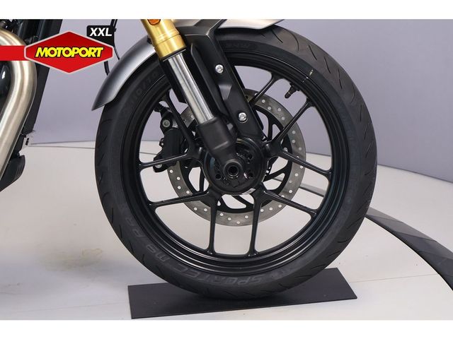 triumph - speed-400