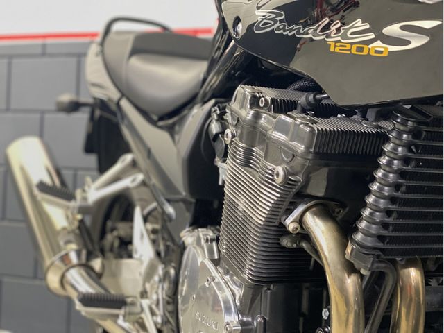 suzuki - gsf-1200-s-bandit