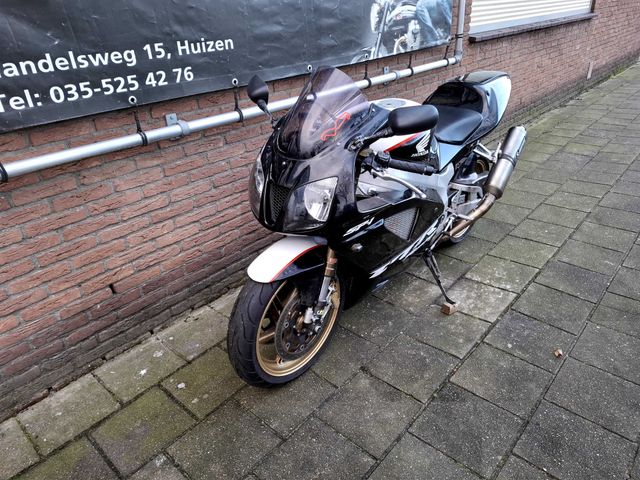 honda - vtr-1000-sp-1