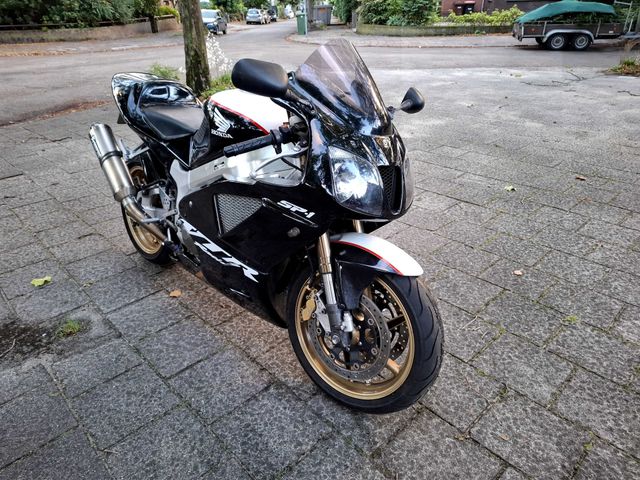 honda - vtr-1000-sp-1