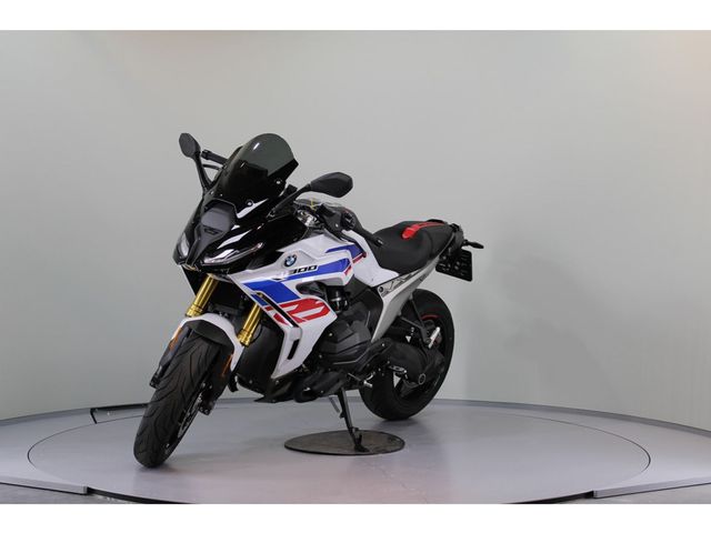 bmw - r-1300-rs