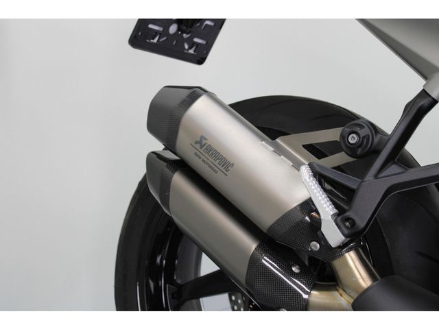 bmw - r-1300-rs