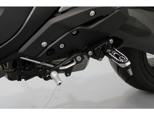 bmw - r-1300-rs
