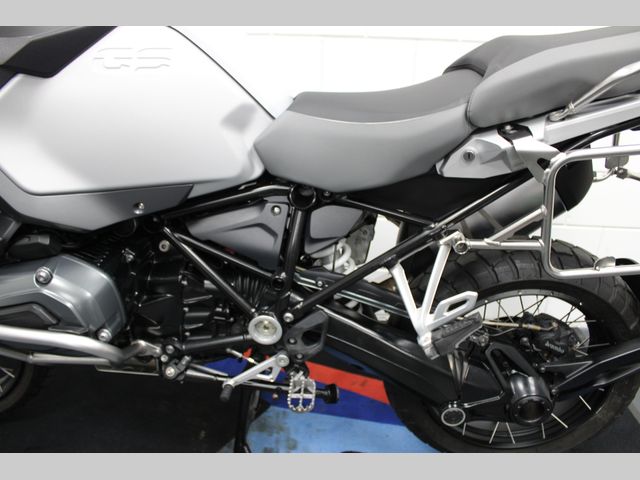 bmw - r-1200-gs-lc-adventure