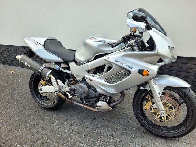 honda - vtr-1000-f-firestorm