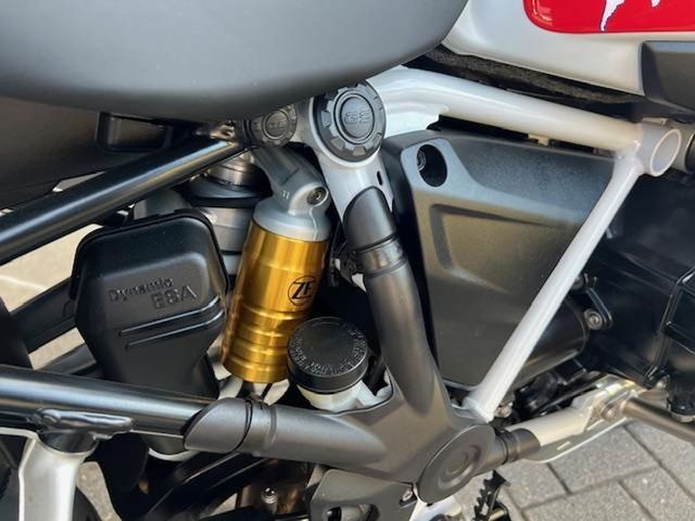 bmw - r-1250-gs-adventure