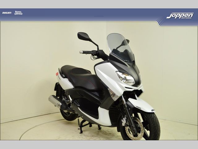yamaha - x-max-250